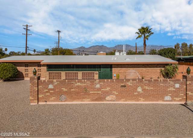 Property at 5101 E 9th St, Tucson, AZ 85711, 3 beds, 2.5 baths