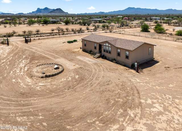 Property at 8755 N Sanders Rd, Tucson, AZ 85743, 3 beds, 2 baths