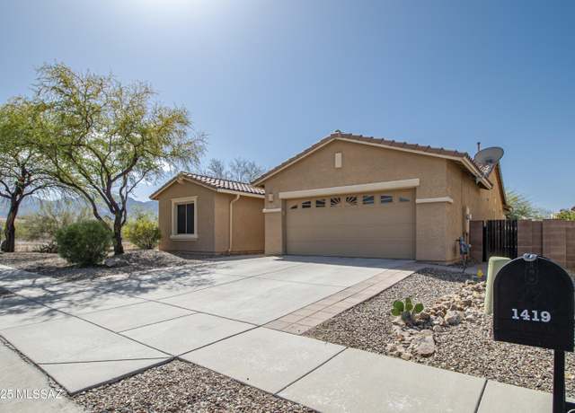 Property at 1419 W Red Creek Dr, Tucson, AZ 85737, 4 beds, 2 baths