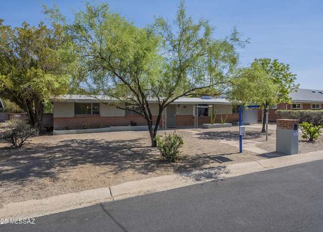 Property at 2821 E Greenlee St, Tucson, AZ 85716, 3 beds, 2 baths