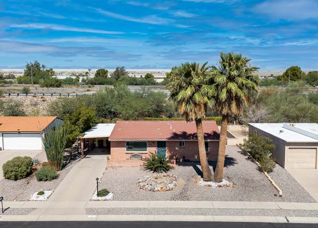 Property at 1050 S La Higuera, Green Valley, AZ 85614, 2 beds, 2 baths