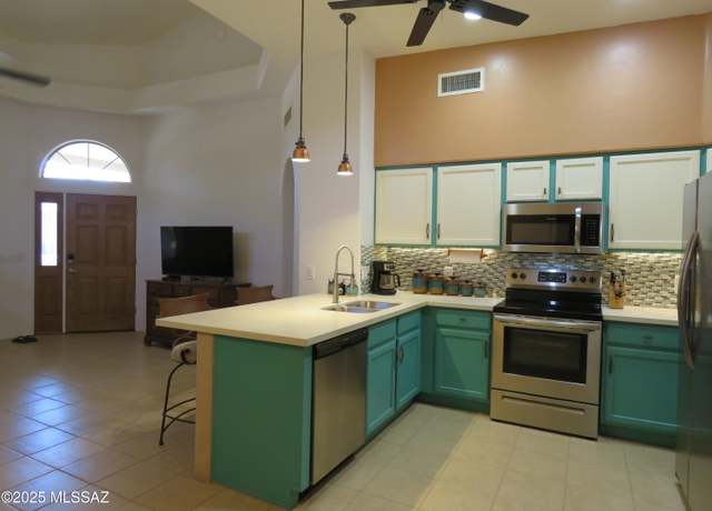 Property at 2424 W Via Di Silvio, Tucson, AZ 85741, 1 bed, 1 bath