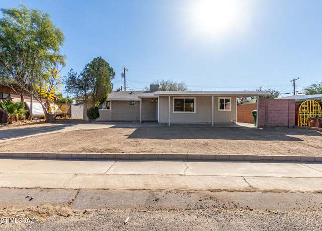 Property at 2041 W Amy Dr, Tucson, AZ 85705, 3 beds, 2 baths