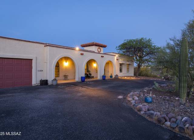 Property at 4650 N Paseo De Los Cerritos, Tucson, AZ 85745, 3 beds, 2 baths