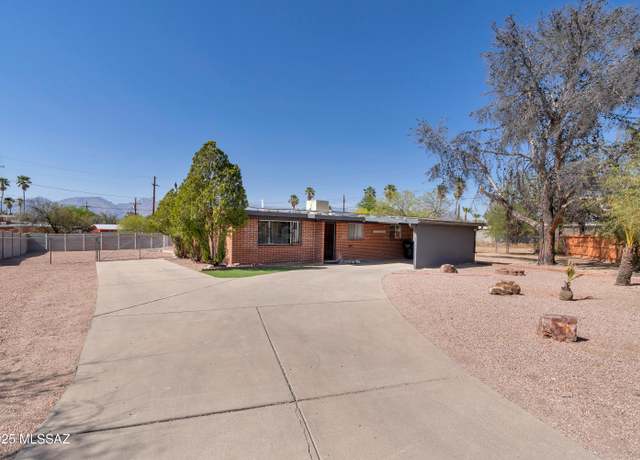 Property at 8105 E Beverly St, Tucson, AZ 85710, 3 beds, 1 bath
