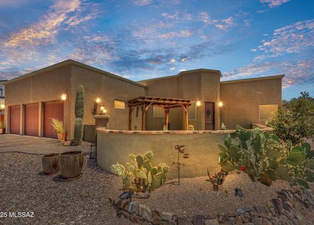 Property at 4544 N Camino Real, Tucson, AZ 85718, 4 beds, 2.5 baths
