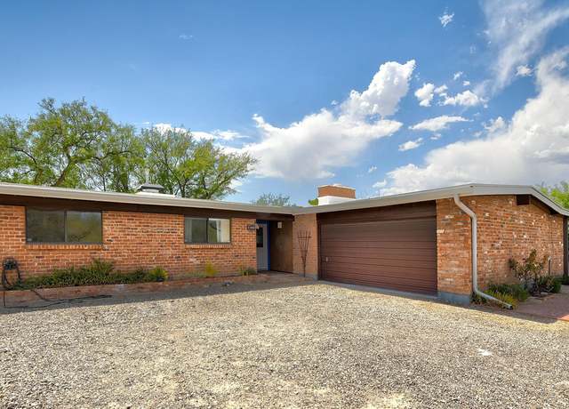 Property at 11303 E Deadwood Cir, Tucson, AZ 85749, 3 beds, 2 baths
