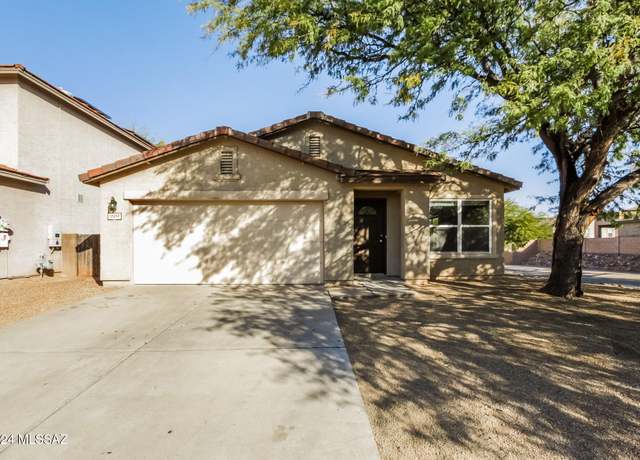 Property at 10393 E Marquette St, Tucson, AZ 85747, 3 beds, 2 baths