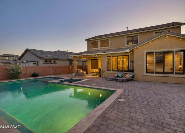 Property at 7913 S Expedition Dr, Tucson, AZ 85747, 4 beds, 2.5 baths