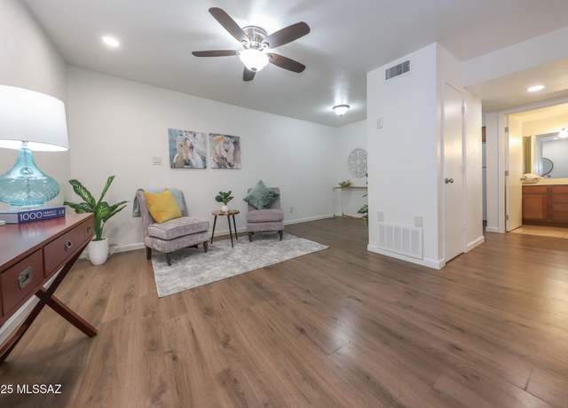 Property at 1600 N Wilmot Rd Unit 153, Tucson, AZ 85712, 1 bath