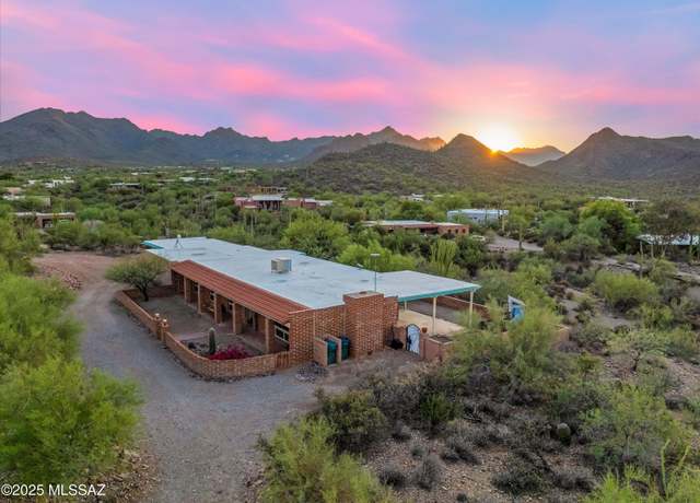 Property at 4731 W Placita De Suerte, Tucson, AZ 85745, 4 beds, 2 baths