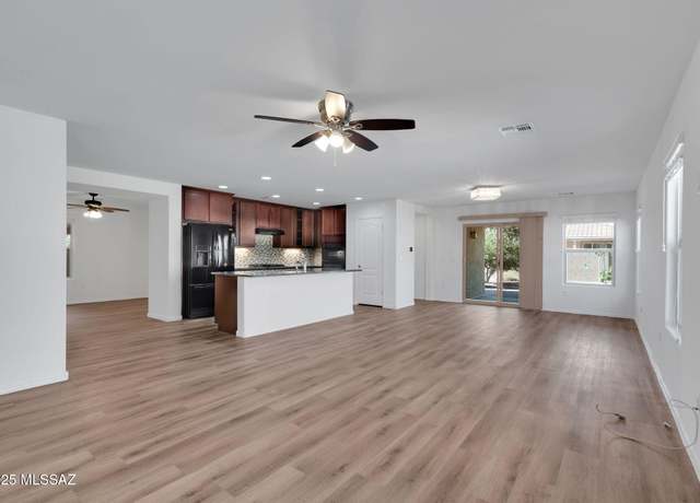 Property at 11730 W Oilseed Dr, Marana, AZ 85653, 3 beds, 2 baths