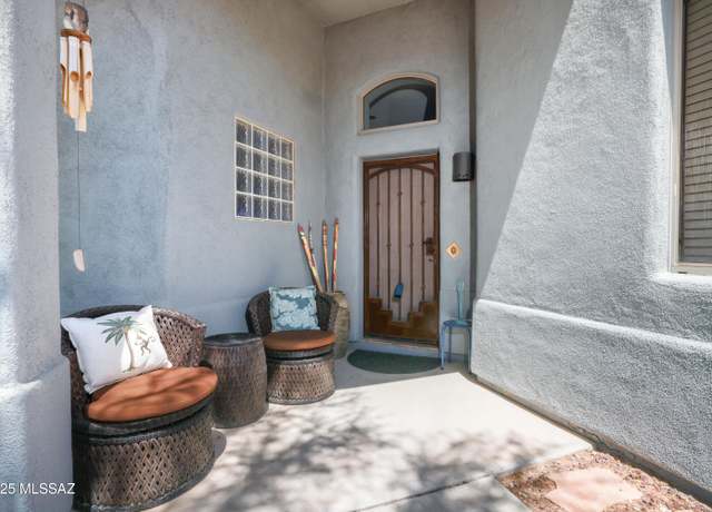 Property at 3466 W Foxes Den Dr, Tucson, AZ 85745, 3 beds, 2 baths