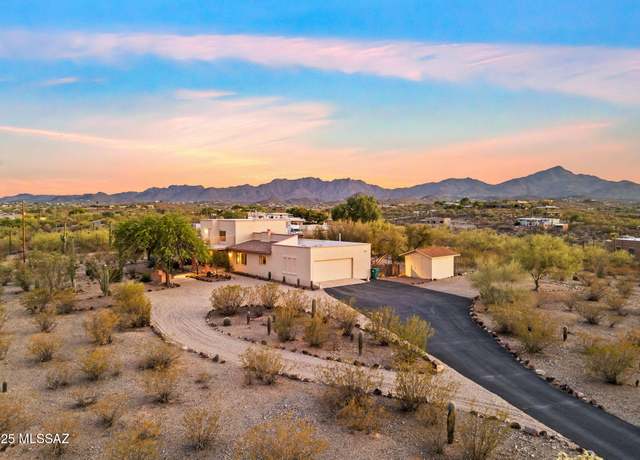 Property at 6121 N Desert Willow Dr, Tucson, AZ 85743, 4 beds, 3 baths
