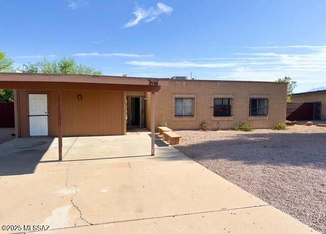 Property at 2984 W Lena Way, Tucson, AZ 85741, 3 beds, 2 baths