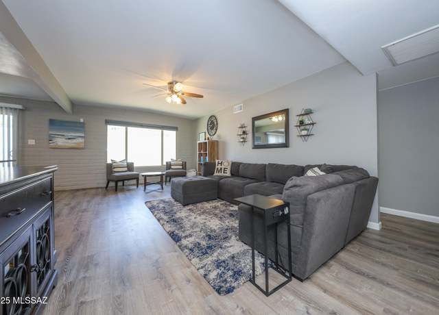 Property at 933 S Elmerita Ave, Tucson, AZ 85710, 4 beds, 1.5 baths