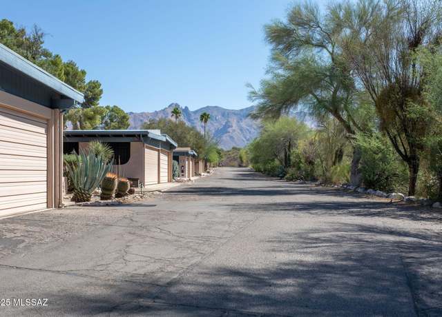 Property at 4736 N Calle Lampara, Tucson, AZ 85718, 3 beds, 2 baths