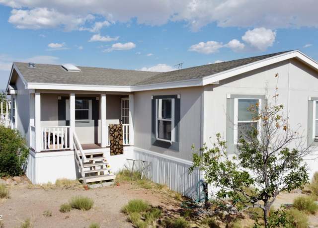 Property at 2627 W Hansen Rd, Willcox, AZ 85643, 3 beds, 2 baths