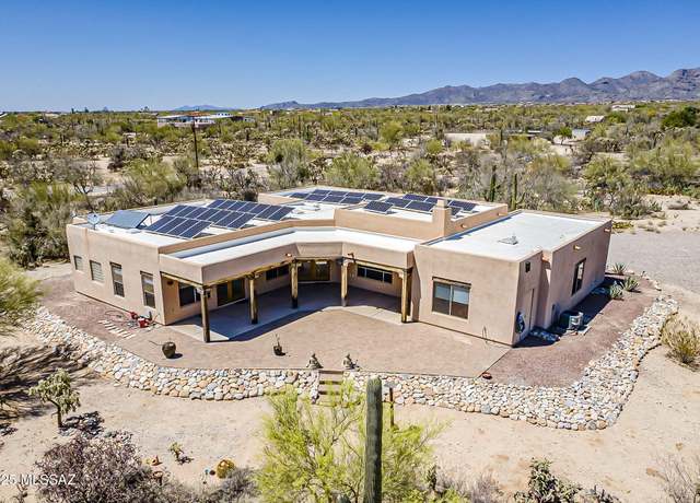 Property at 4247 W Flying Diamond Dr, Tucson, AZ 85742, 4 beds, 3 baths