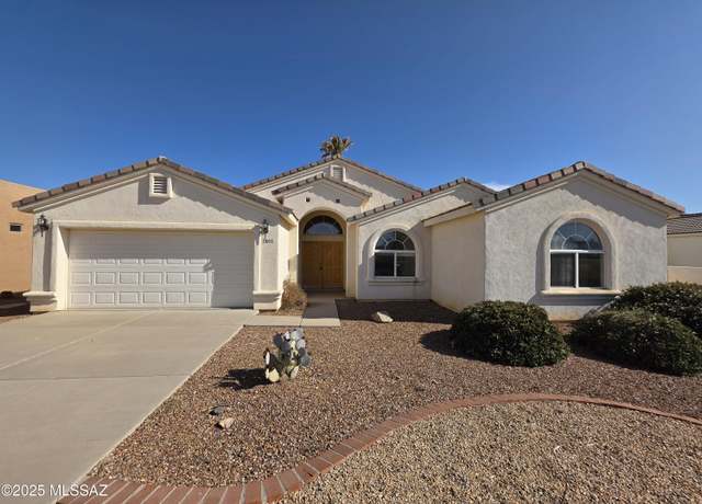 Property at 2705 S Chipshot Dr, Green Valley, AZ 85614, 2 beds, 2 baths