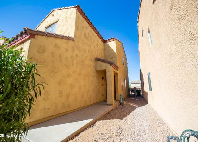 Property at 14333 S Camino Vallado, Sahuarita, AZ 85629, 3 beds, 2.5 baths