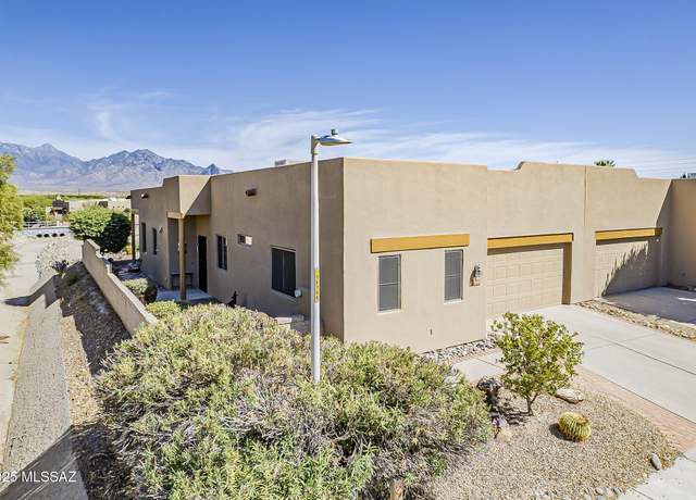 Property at 4043 S Golden Lynx Rd, Green Valley, AZ 85614, 2 beds, 2 baths