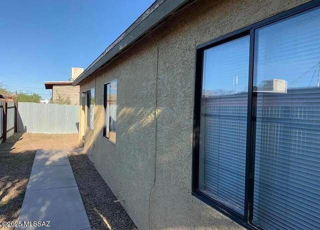 Property at 1438 N Hualpai Rd, Tucson, AZ 85745, 6 beds, 4 baths