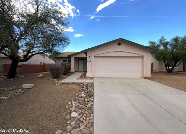 Property at 7974 S Teaberry Ave, Tucson, AZ 85747, 3 beds, 2 baths