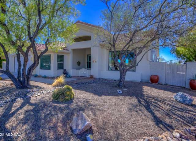 Property at 10778 E Calle Linda Vis, Tucson, AZ 85748, 3 beds, 2 baths