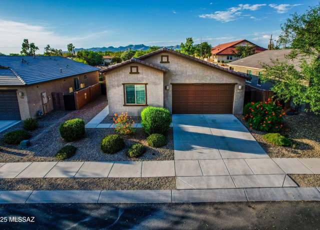Property at 3496 W Granite Vista Dr, Oro Valley, AZ 85742, 3 beds, 2 baths