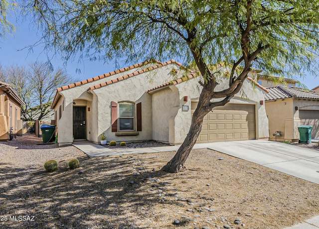 Property at 926 W Via De Gala, Sahuarita, AZ 85629, 4 beds, 2 baths