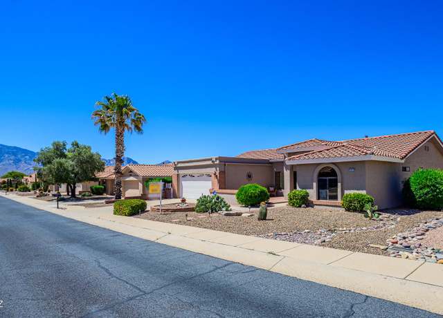 Property at 14521 N Line Post Ln, Oro Valley, AZ 85737, 2 beds, 2 baths
