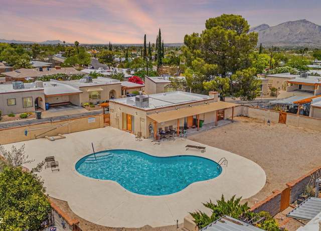 Property at 880 S Ciudad Cir, Tucson, AZ 85710, 3 beds, 2 baths