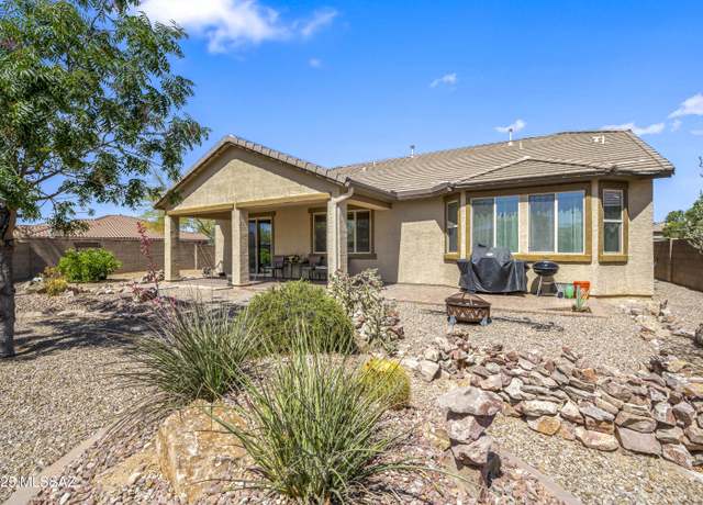 Property at 11165 W Red Quartz Trl, Marana, AZ 85658, 3 beds, 2.5 baths