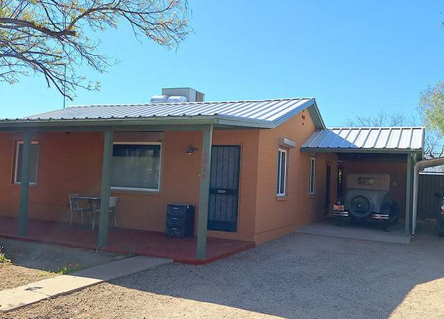 Property at 1026 E King St, Tucson, AZ 85719, 3 beds, 2 baths
