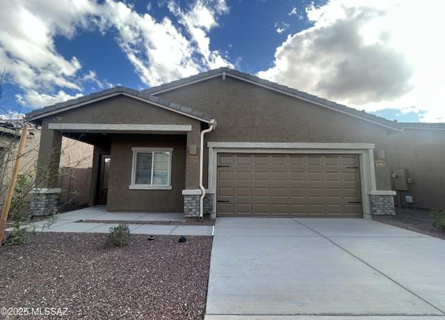 Property at 21945 E Wayward Ln, Red Rock, AZ 85145, 4 beds, 2 baths
