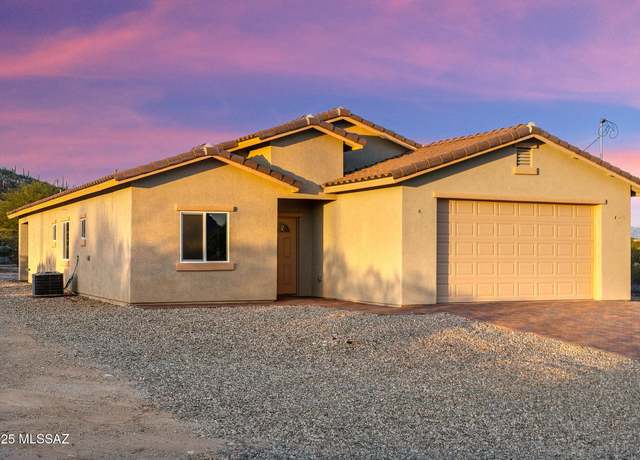 Property at 3000 S Smokin Pistol Way, Tucson, AZ 85713, 4 beds, 2 baths