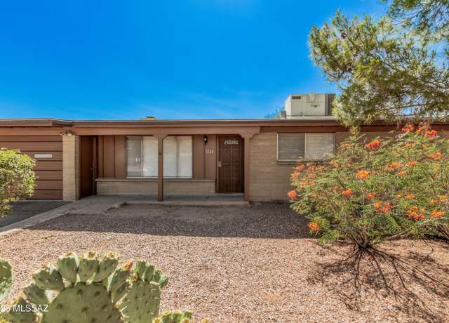 Property at 3224 S Manitoba Ave, Tucson, AZ 85730, 3 beds, 2 baths