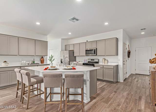 Property at 8664 W Prairie Acacia Dr, Marana, AZ 85653, 4 beds, 2 baths