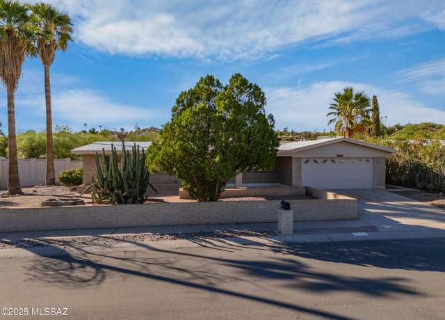 Property at 7673 N Jensen Dr, Tucson, AZ 85741, 4 beds, 2 baths