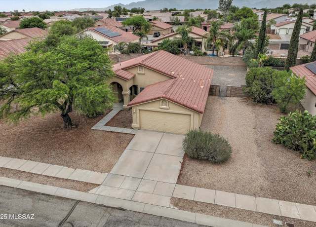 Property at 8637 Dunbar Way, Tucson, AZ 85747, 3 beds, 2 baths