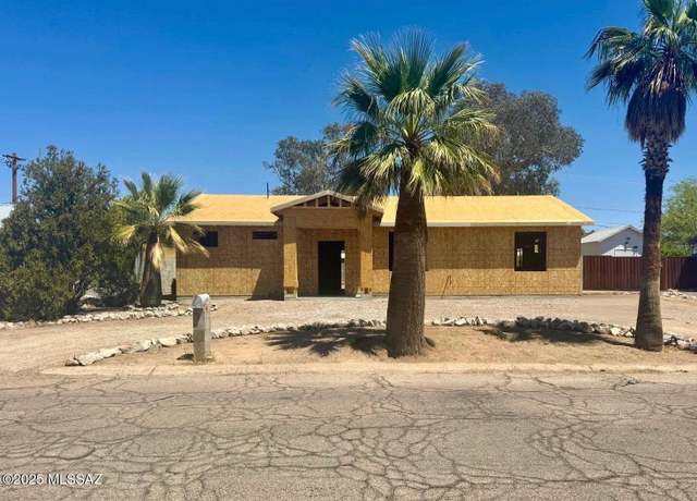 Property at 617 S Janet Ave, Tucson, AZ 85711, 3 beds, 2 baths