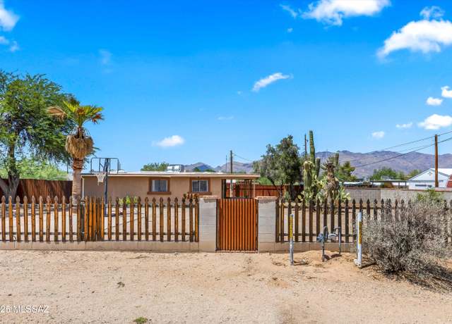 Property at 3115 E Greenlee Rd, Tucson, AZ 85716, 3 beds, 3 baths