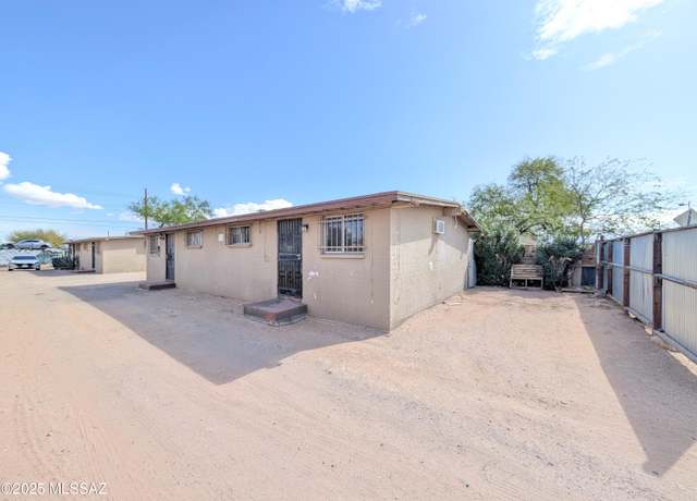 Property at 219 E 35th St, Tucson, AZ 85713, 4 beds, 4 baths