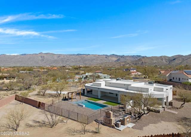 Property at 2891 N Wentworth Rd, Tucson, AZ 85749, 4 beds, 3 baths
