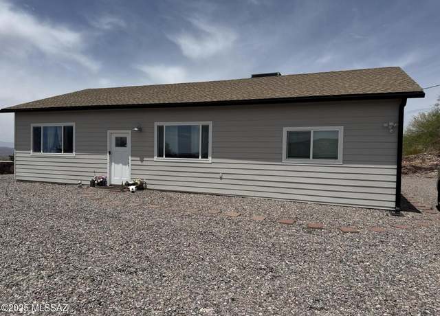 Property at 351 Calle Alta Vista Blvd, Clifton, AZ 85533, 3 beds, 2 baths