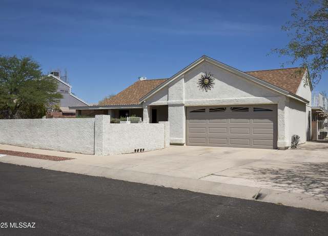 Property at 2856 W Goldfield Dr, Tucson, AZ 85745, 2 beds, 2 baths