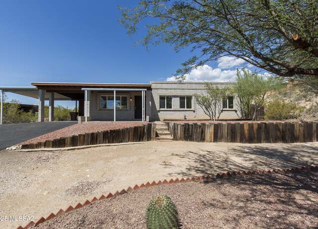 Property at 2440 W Oracle Jaynes Station Rd, Tucson, AZ 85741, 3 beds, 2 baths
