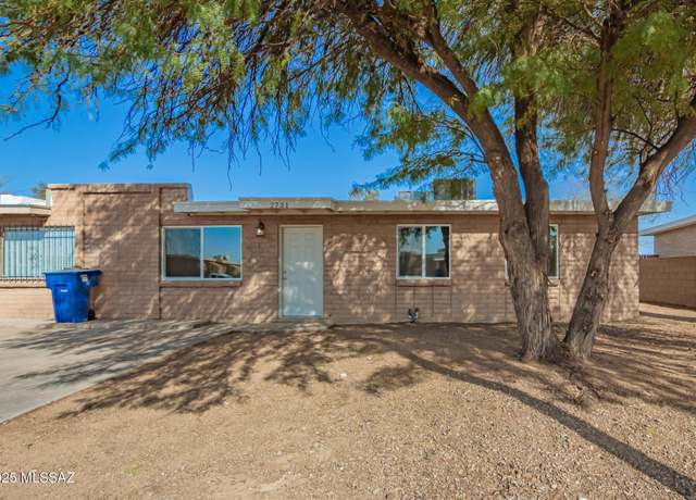 Property at 2731 S Calle Yucatan, Tucson, AZ 85730, 3 beds, 2 baths