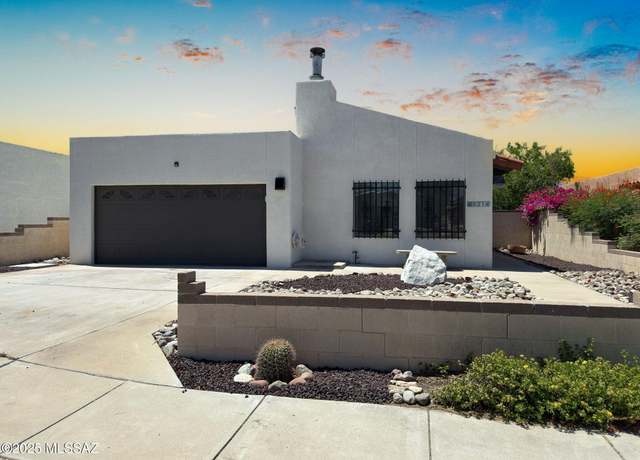 Property at 9214 E Calle Maria, Tucson, AZ 85710, 3 beds, 2 baths